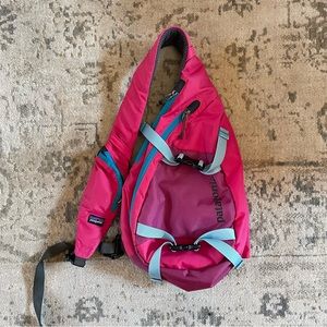NWOT Patagonia Atom 8L Sling Bag